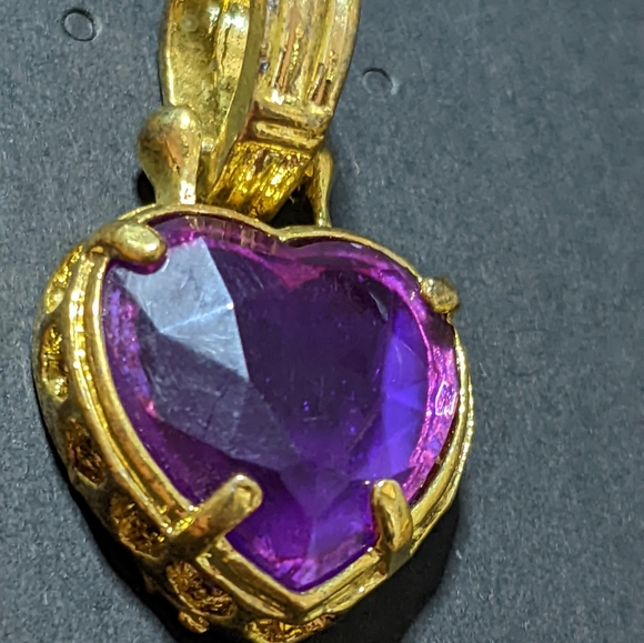 Free with purchase pendant - Picture 3 of 4